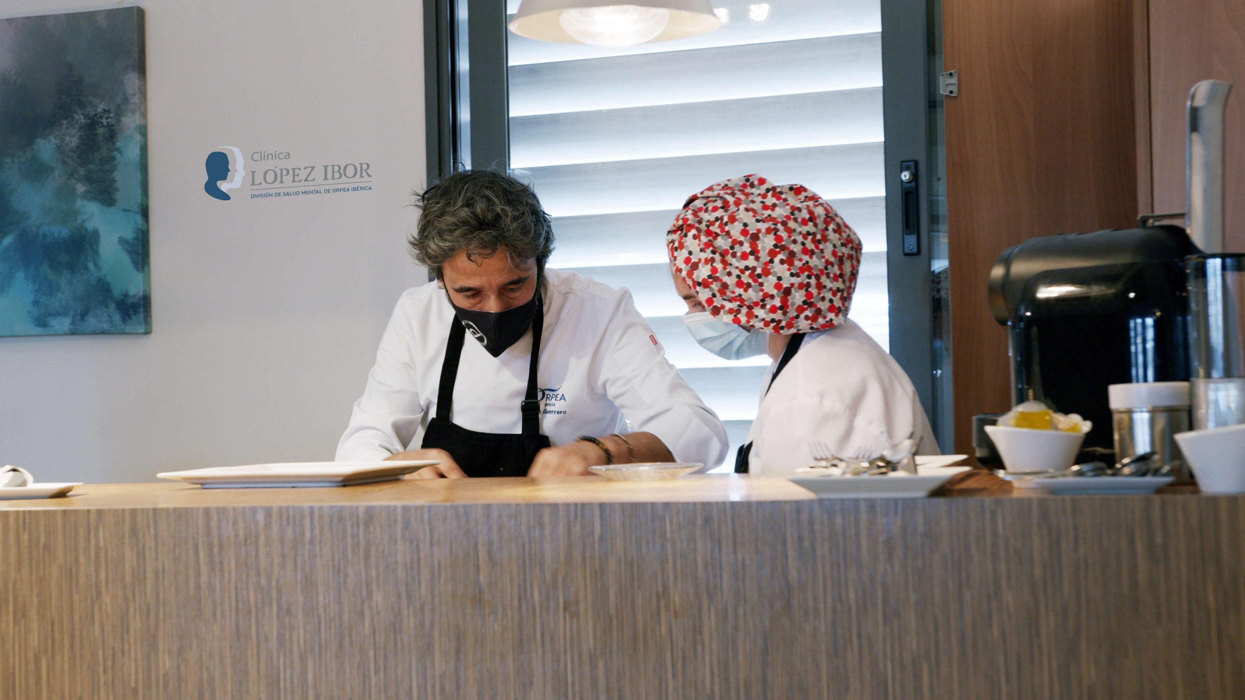 Diego Guerrero cocinando en López Ibor